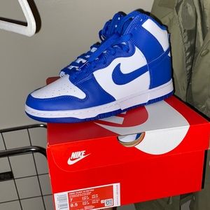 Nike dunk game royal